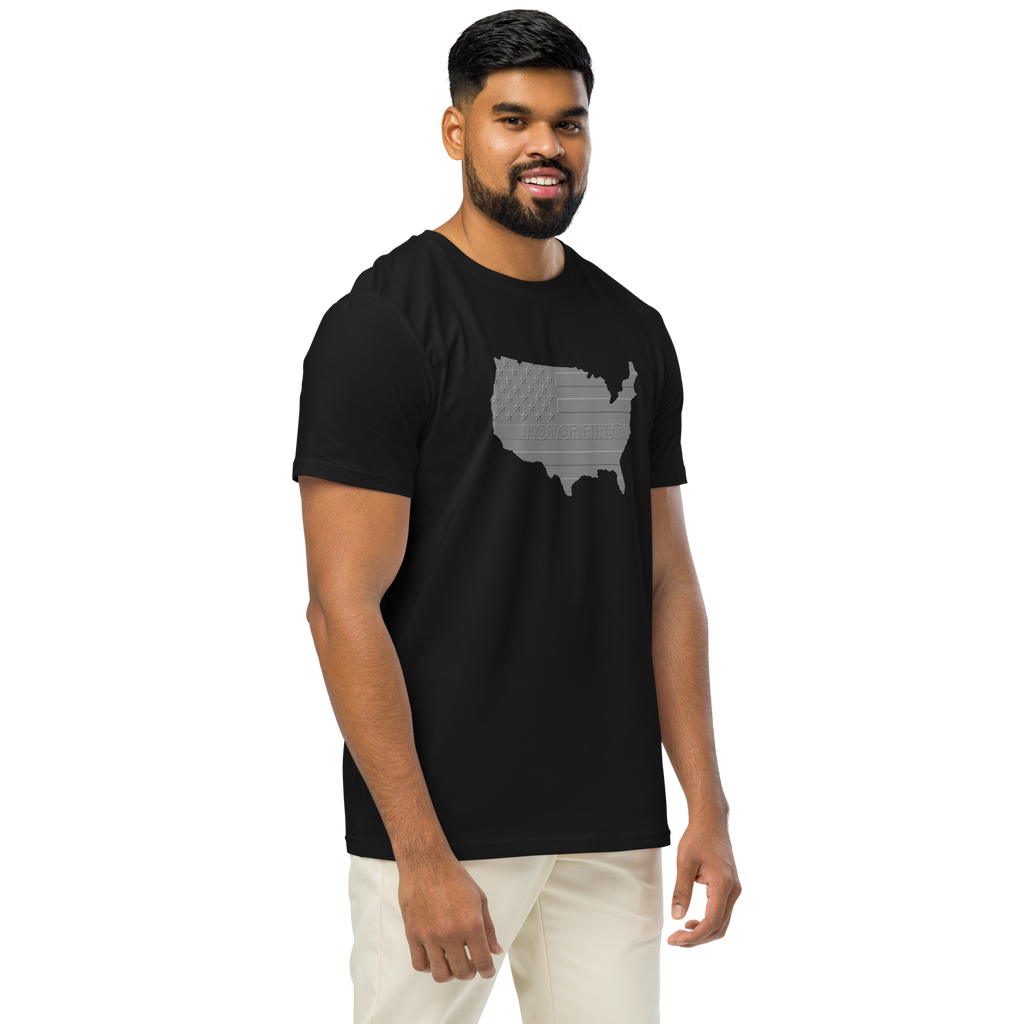 Embossed US Flag Honor First - T-shirt - Unisex organic mid-light