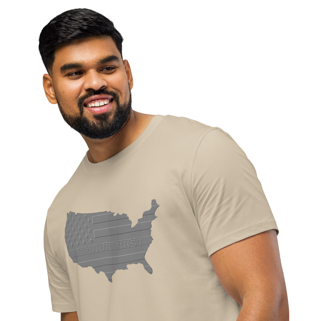 Embossed US Flag Honor First - T-shirt - Unisex organic mid-light